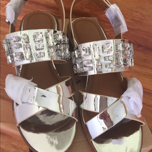 Zara Silver Sandals NWOT - Picture 1 of 7